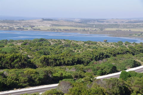 Pelican Lagoon - Accommodation Tasmania 0