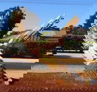 Loxton Tree sculptures - Accommodation Tasmania