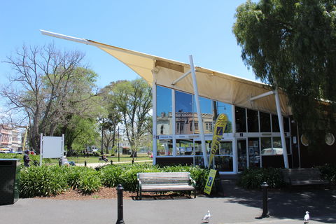 Nelson Place - Williamstown - Accommodation Tasmania 2