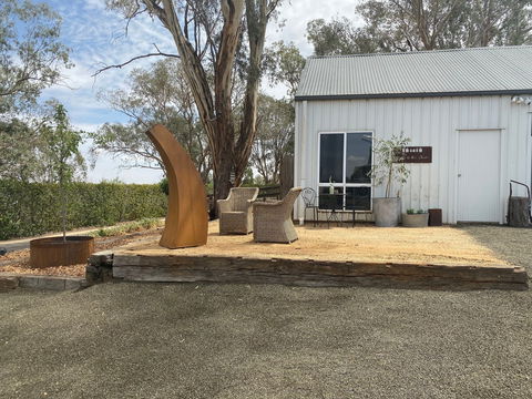 Green Glass Studio - Accommodation Tasmania 1
