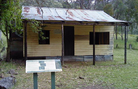 Scutts Hut - Accommodation Tasmania 0
