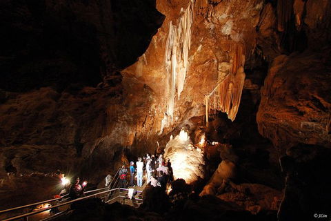 Jenolan Caves: Temple Of Baal Cave Tour - Accommodation Tasmania 1