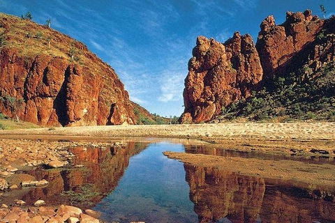 Alice Springs, Uluru Ayers Rock & Kings Canyon 8 Days Touring Package - Accommodation Tasmania 10