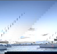 Gold Coast Sailing Cruise with sparkling wine  nibbles platter - Accommodation Tasmania