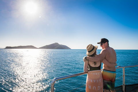 Day Sail The Whitsunday Islands On Atlantic Clipper From Airlie Beach - Accommodation Tasmania 5