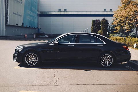 Arrival Private Transfers: Adelaide Airport ADL To Adelaide In Business Car - Accommodation Tasmania 0