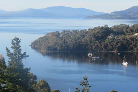Derwent River Day Sail From Sullivan Cove And Return - Accommodation Tasmania 4