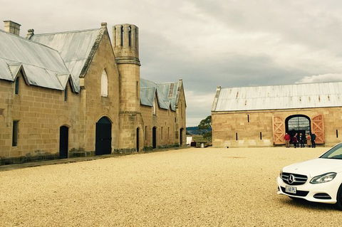 Tasmanian Whisky Distillery Tour - Accommodation Tasmania 4