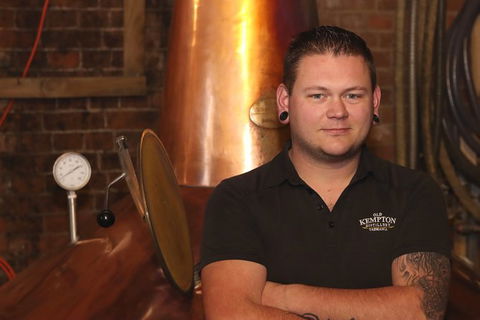 Distillery Tour And Guided Tasting - Accommodation Tasmania 4