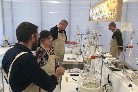 Master Gin Making Classes - Accommodation Tasmania 1