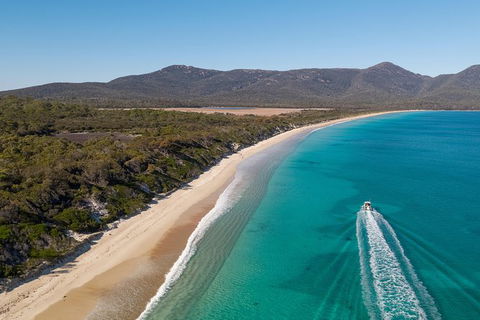 Sea & Explore Wineglass Bay & Freycinet National Park - Cruise & Walk - Accommodation Tasmania 0