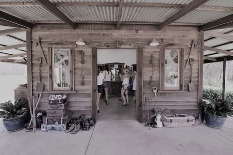 The Favourite 4 Experience - Accommodation Tasmania 0