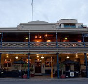 PJ O'Brien's Irish Pub - Accommodation Tasmania