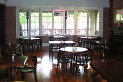 Moss Vale Hotel - Accommodation Tasmania 2