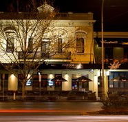 Crown and Sceptre Hotel - Accommodation Tasmania