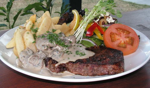 Fairways Tavern - Accommodation Tasmania 1