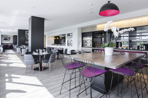 MRepublic Restaurant, Bar And Lounge - Accommodation Tasmania 0