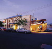 Waterfront Hotel - Accommodation Tasmania