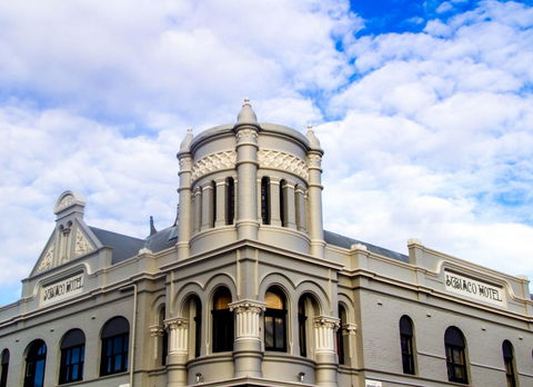 Subiaco Hotel - Accommodation Tasmania 1