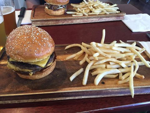 A Friend In Hand - Accommodation Tasmania 3