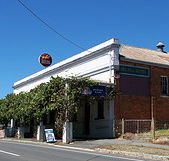 Red Hill Hotel - Accommodation Tasmania