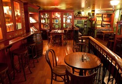 PJ O'Briens - Accommodation Tasmania 2