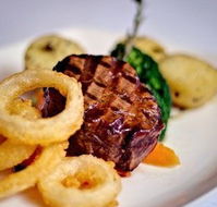 Grumpys Barefoot Bar Steak  Seafood Grill - Accommodation Tasmania