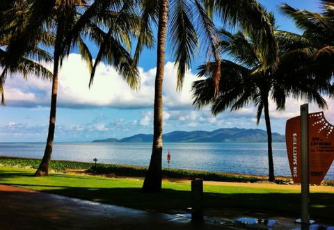 Harolds Seafood On The Strand - Accommodation Tasmania 0