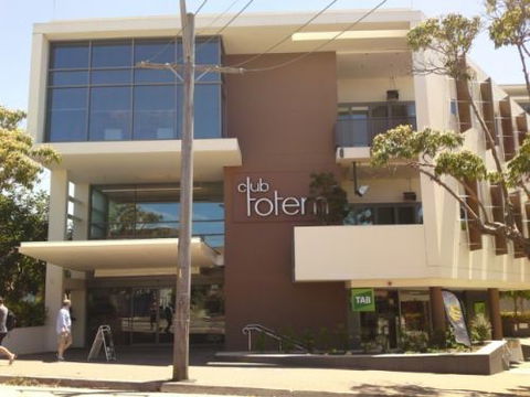 Club Totem - Accommodation Tasmania 0
