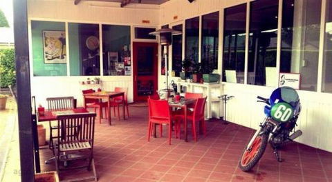 Rockabellas Roadside Diner - Accommodation Tasmania 1