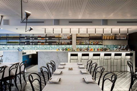 Zahli Modern Middle Eastern Restaurant - Accommodation Tasmania 10