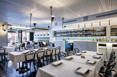 Zahli Modern Middle Eastern Restaurant - Accommodation Tasmania 2