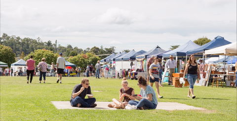 Seasons Of New England Expo - Accommodation Tasmania 0