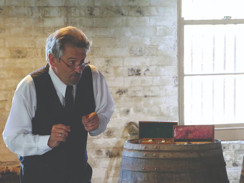 Tipples And Tales - Accommodation Tasmania 0