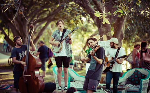 Buskers By The Lake - Accommodation Tasmania 1