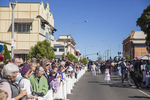 Mary Poppins Festival - Accommodation Tasmania 1