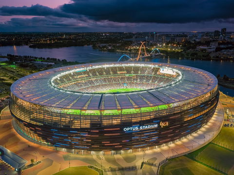Fremantle Dockers V West Coast Eagles - AFL Round 7 - Accommodation Tasmania 2