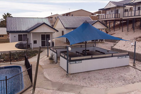 Oceanside Village - Accommodation Tasmania 1