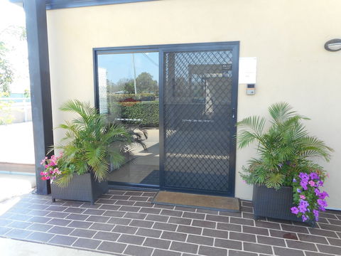 Injune Motor Inn - Accommodation Tasmania 0