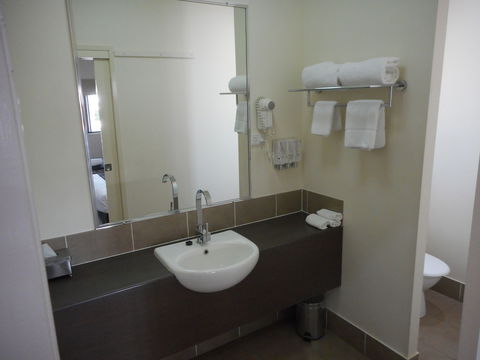 Injune Motor Inn - Accommodation Tasmania 4