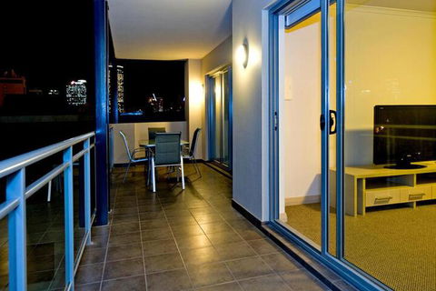 Verandah Apartments - Accommodation Tasmania 6