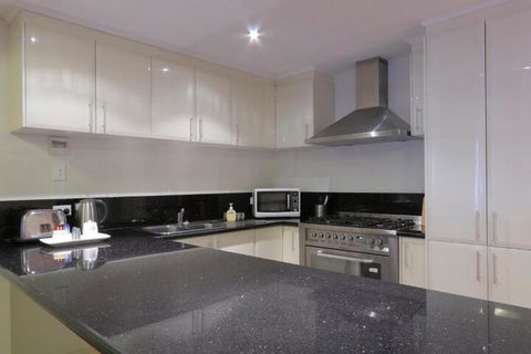 Verandah Apartments - Accommodation Tasmania 3