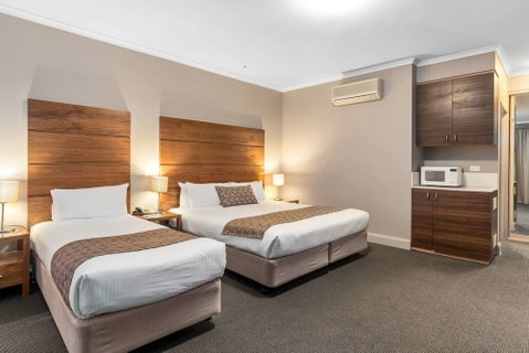 Quality Hotel Dickson - Accommodation Tasmania 6