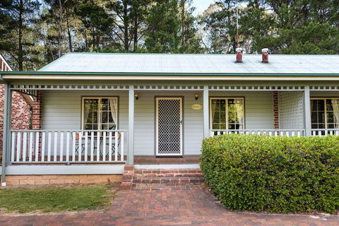 Federation Gardens & Possums Hideaway - Accommodation Tasmania 5