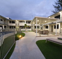 Montego Mermaid Beach Motel