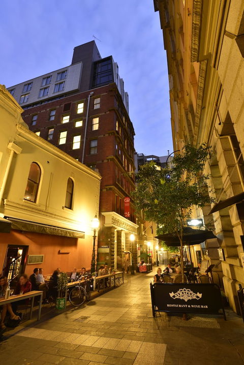 Metro Apartments On Bank Place - Accommodation Tasmania 2
