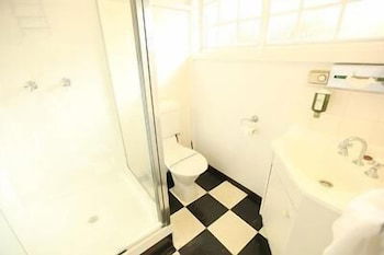 Fox And Hounds Inn - Accommodation Tasmania 5