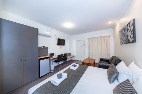 Ascot Lodge Motor Inn Kingaroy - Accommodation Tasmania 6