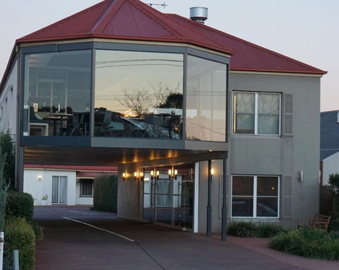 Charles Sturt Suites & Apartments - Accommodation Tasmania 3