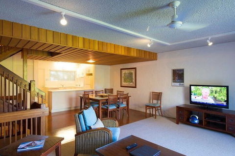 Palm Court Noosa - Accommodation Tasmania 7